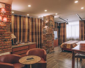 Hotel Super 8 - Skopje - Lounge