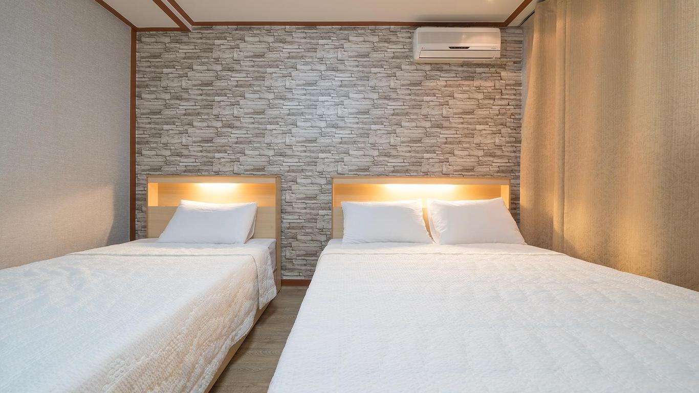 إيندام موتل