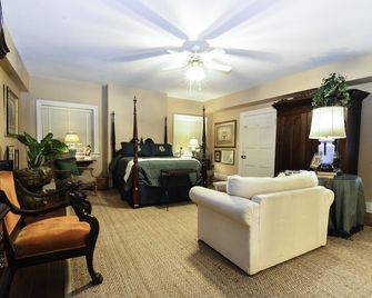 Choctaw Hall Bed & Breakfast - נאצ'ז - חדר שינה