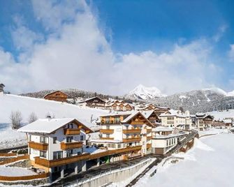 Pension Sonnenhof - Maranza - Building