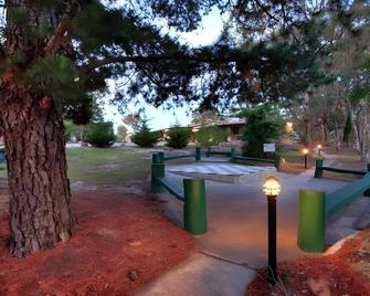 Murray Gardens Country Cottages & Motel - Stanthorpe - Byggnad