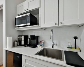 New Royal Inn - New Westminster - Keuken