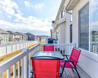 COZY4BRw/2-KingBeds in the heart of Silicon Slope's - Bluffdale - Balcony