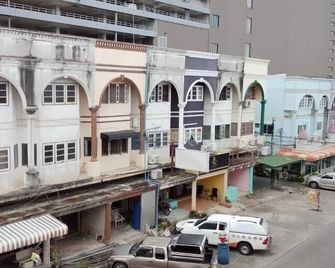 Central Hostel , Hostel & Coworking - Pattaya Pusat