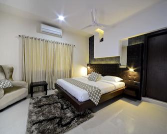 Hotel Serenity La Vista - Hyderabad - Bedroom