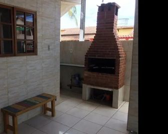 Casa Temporada Frente à Praia Piscina Ar cond Nova Viçosa VA - Nova Viçosa