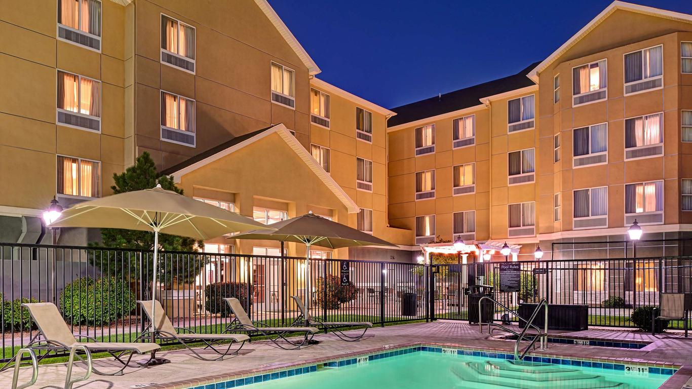 Homewood Suites by Hilton Albuquerque-Airport