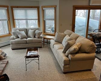Ski Chalet (Ski-in/Ski-out) - Westfield - Sala de estar