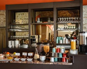 Citotel Le Relais Du Boisniard - Chambretaud - Buffet