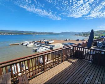 Breede River Lodge: Witsand Waterfront Apartment - Witsand - Balcony