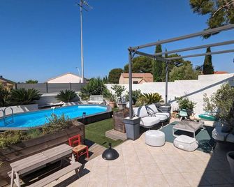 Maison provençale avec piscine privée et SPA, calme absolu près de Cassis et la Ciotat - Roquefort-la-Bédoule - Piscine