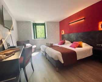 Logis Hostellerie De La Chaumiere - Arsonval - Chambre