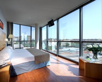 Exe Sevilla Palmera - Seville - Bedroom