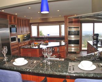 A View of the Lake B & B - Kelowna - Cocina
