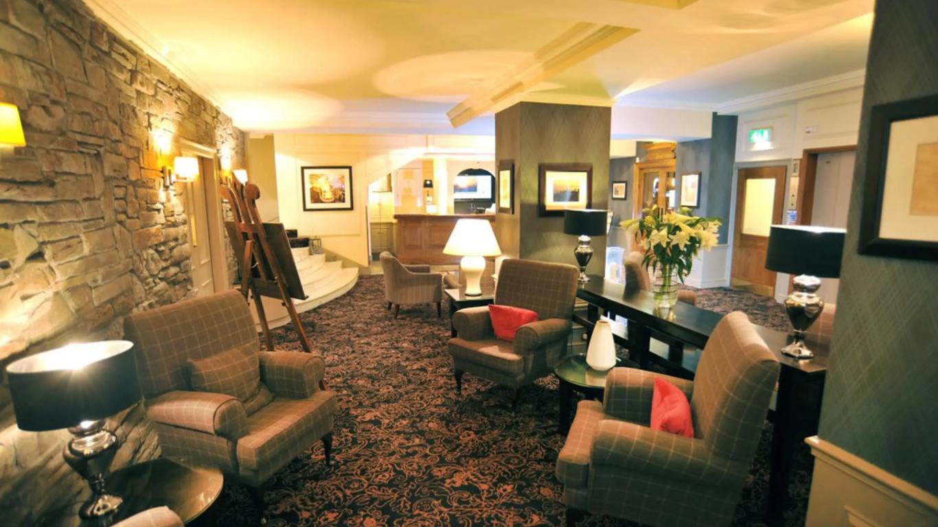 Golden Lion Hotel
