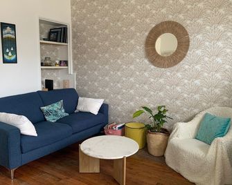 T3 bright apartment near downtown - Brest - Σαλόνι