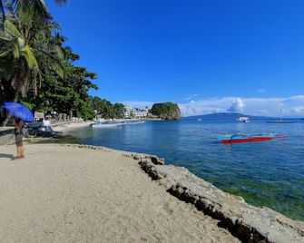 El Galleon Beach Resort Asia Divers - Puerto Galera