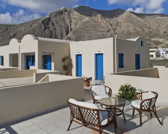 Irigeneia Hotel - Perissa