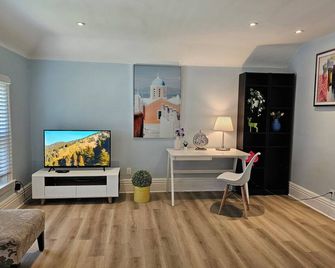 Winnipeg Holiday - Winnipeg