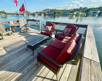 Lakeside Landing on Lake Dora w/ Boat Dock - Tavares - Terasa