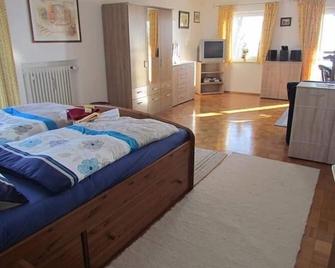 Ferienwohnung Annalena mit Seeblick - Seeon-Seebruck - Schlafzimmer