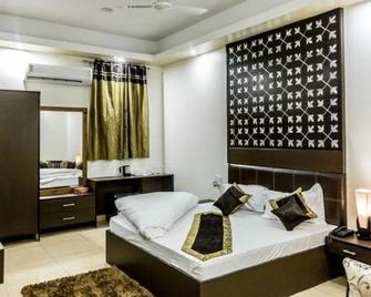 Red Orchid - Meerut - Bedroom