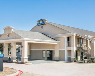 Days Inn by Wyndham, McKinney - McKinney - Bina