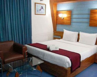 Hotel Monarch Aachal - Siliguri - Habitación