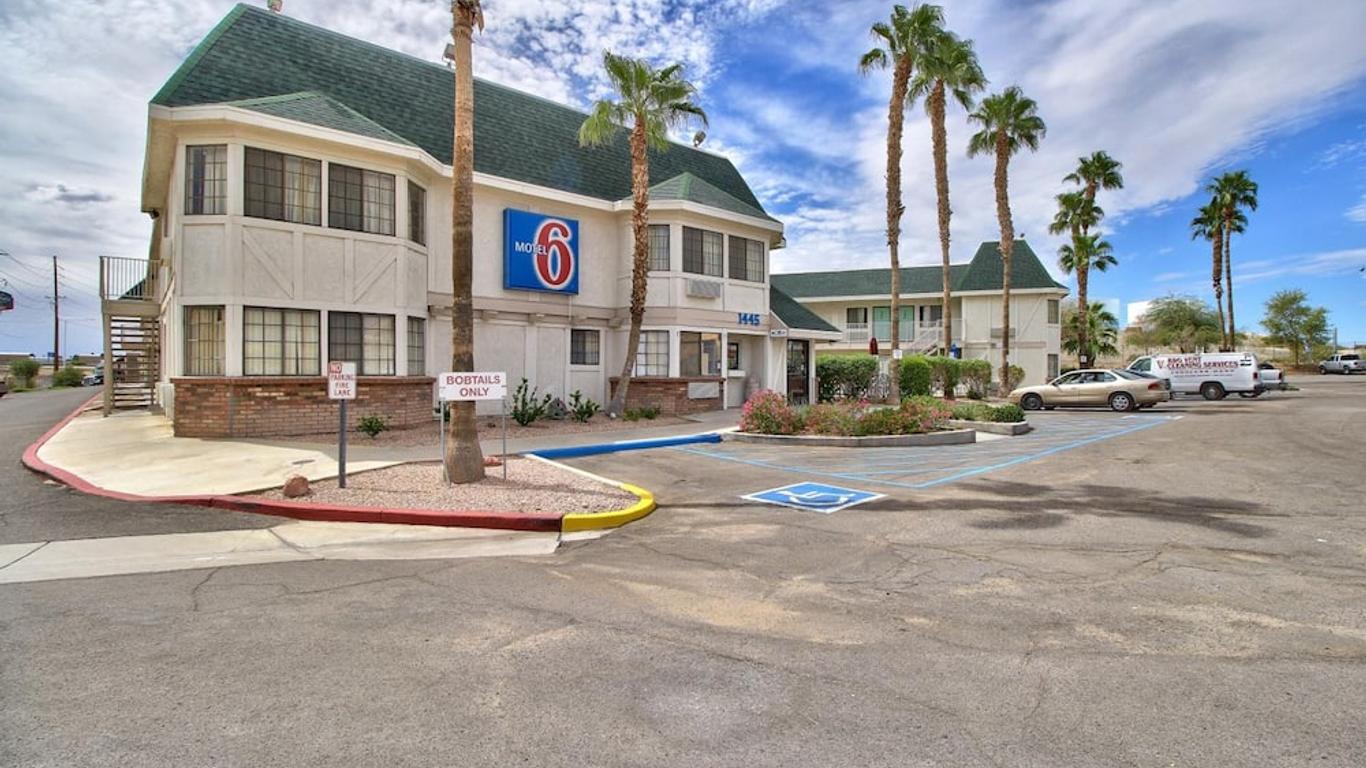 Motel 6 Yuma East