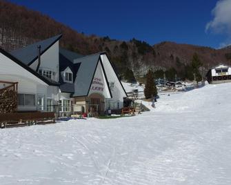 Pension Kaoru - Kiso - Building