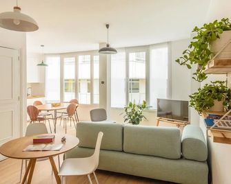 Downtown La Torre - A Coruña - Living room