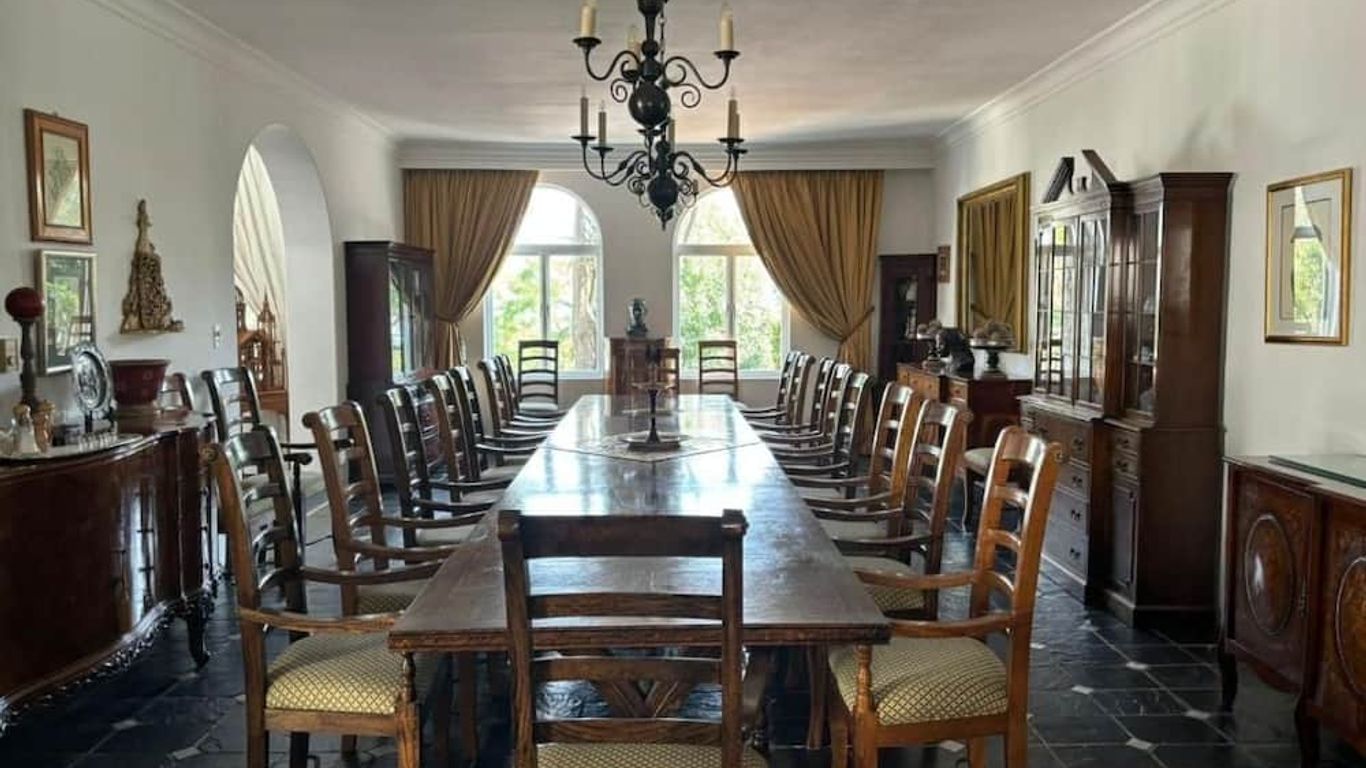 Waterkloof Mansion Boutique Hotel