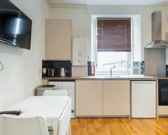 Fraser Apartment - Aberdeen - Cocina