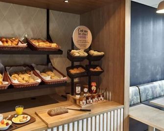 B&B HOTEL Nantes Parc Expos La Beaujoire - Nantes - Buffet