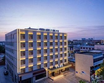 Ji Hotel (Linqing Municipal Government) - Liaocheng - Edificio
