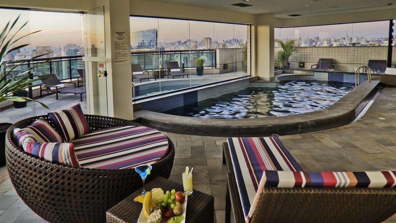 بلو تري بريميوم فاريا ليما