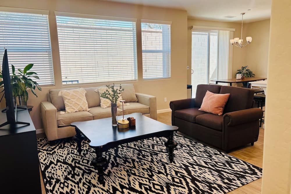 3-bedroom house in beautiful Madera in private gated community w/pool access - Madera - Soggiorno