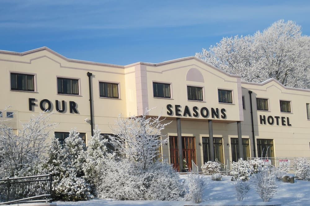 فور سيزونز هوتل آند ليجر كلوب موناجان