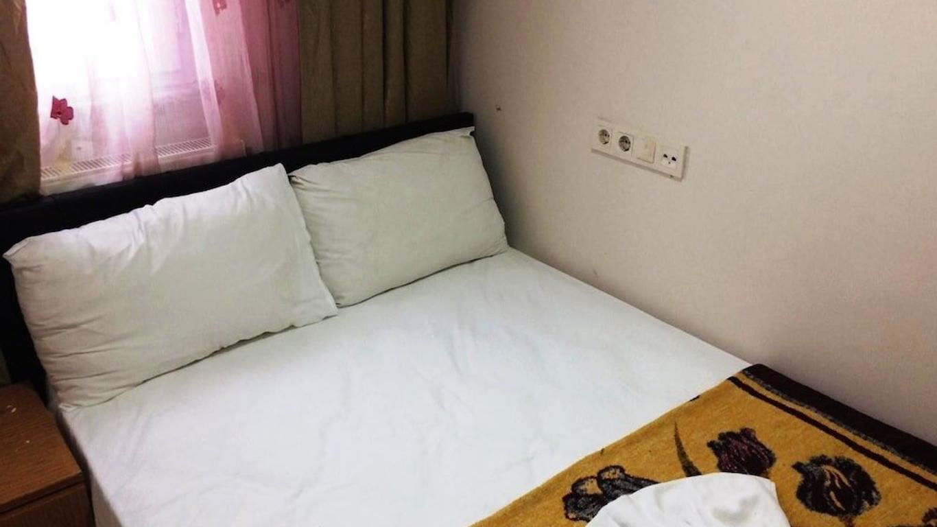 Cannady Hotel