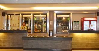 The Axana Hotel - Kota Padang - Bar