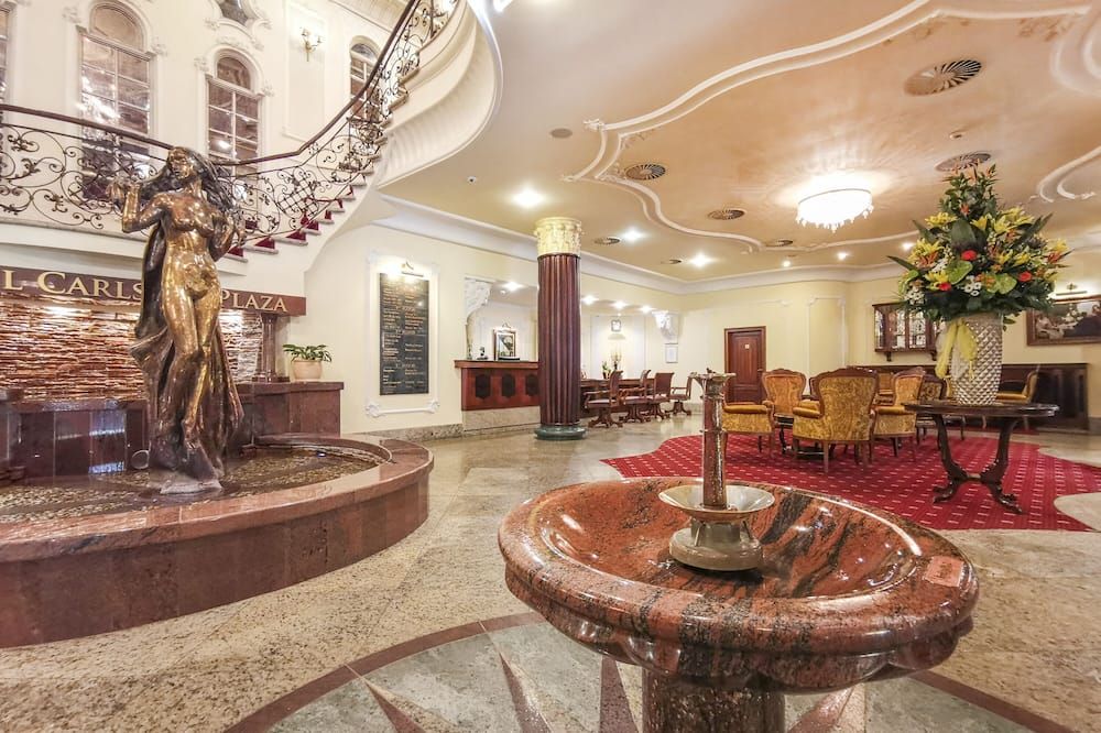 Carlsbad Plaza Medical Spa & Wellness Hotel - קרלובי וארי - לובי