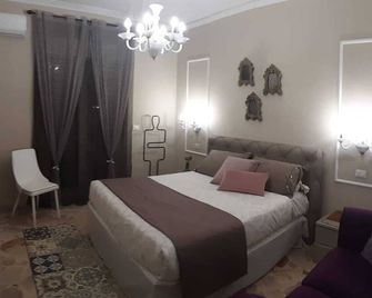 Apartment with private parking space and terrace - Termini Imerese - Bedroom