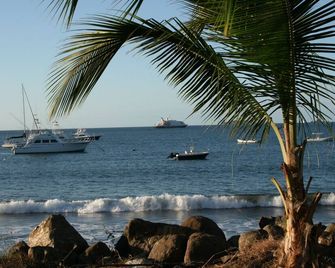 Tropical Villa with Pool and Spectacular Views! Villas Casa Loma - Suite 401 - Playa Flamingo - Playa