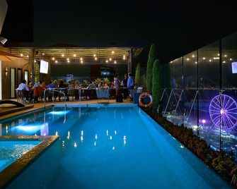 Doubletree By Hilton Guayaquil - Guayaquil - Havuz