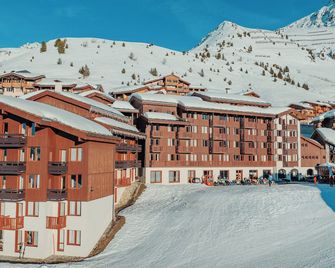 فندق ليه إيدن دي سيم - فاكانس بلو - بيل بلاني 2100 - La Plagne-Tarentaise - مبنى
