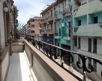 Casa Alfonso - Havana - Balcony