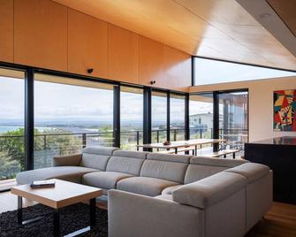 Atelier - Coles Bay - Living room