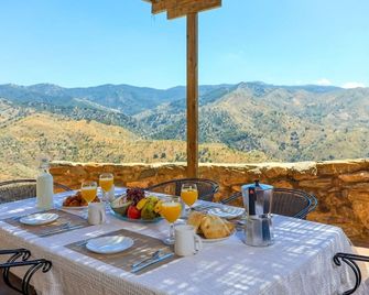 Complejo el Mirador - Casa Los Corrales Málaga by Ruralidays - מלאגה - מסעדה