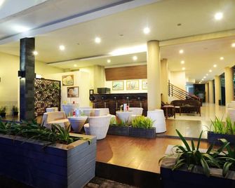 Palace Hotel Cipanas - Cipanas - Ristorante