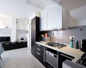 Mina Suite - Double Apartment - Gabicce Mare - Kitchen